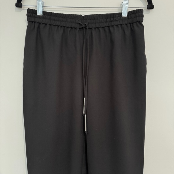 DVF Bennet Pant in Black - Trousers with Pocket- Joggers - Picture 4 of 5